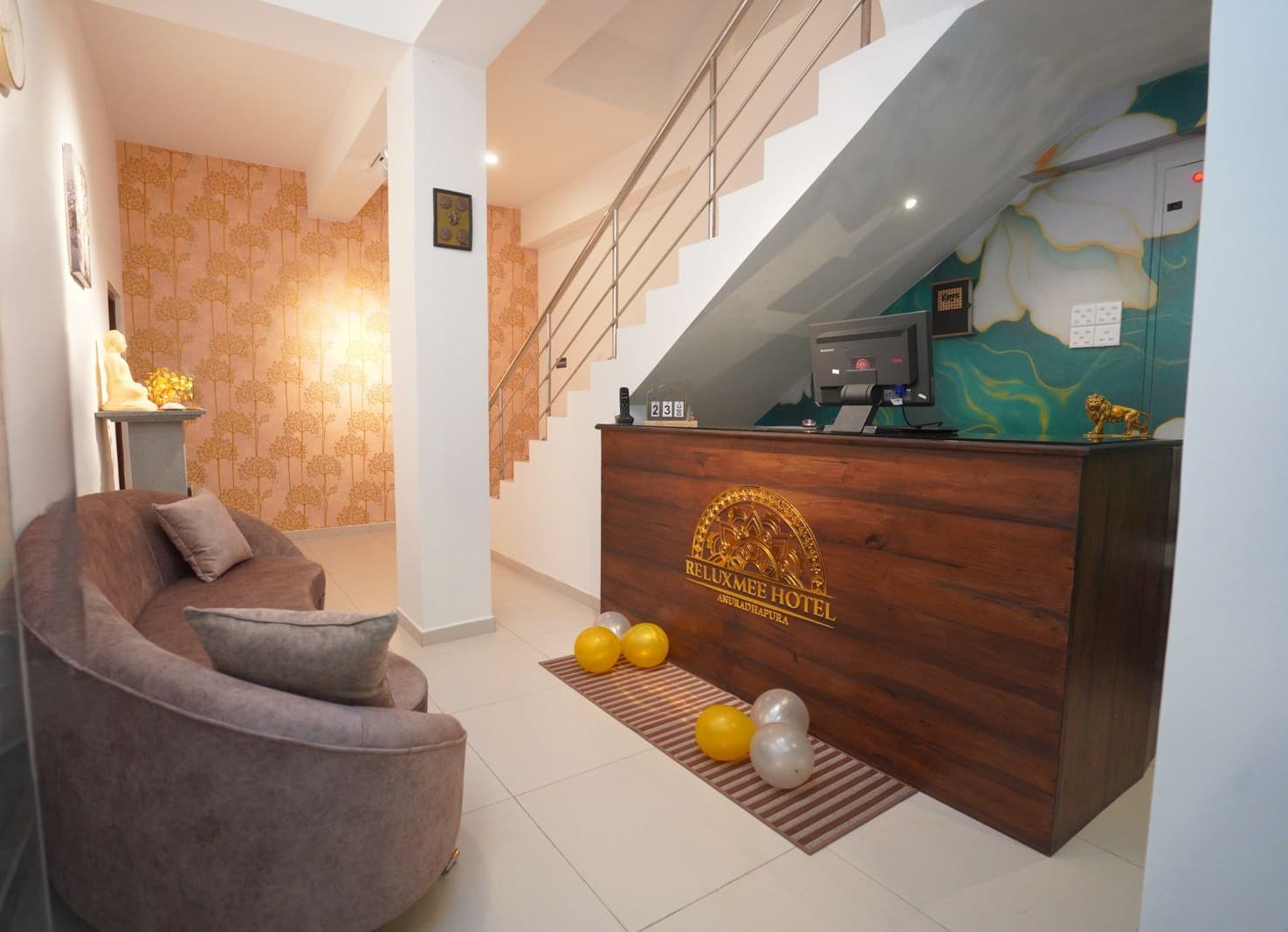 Reluxmee Hotel Entrance